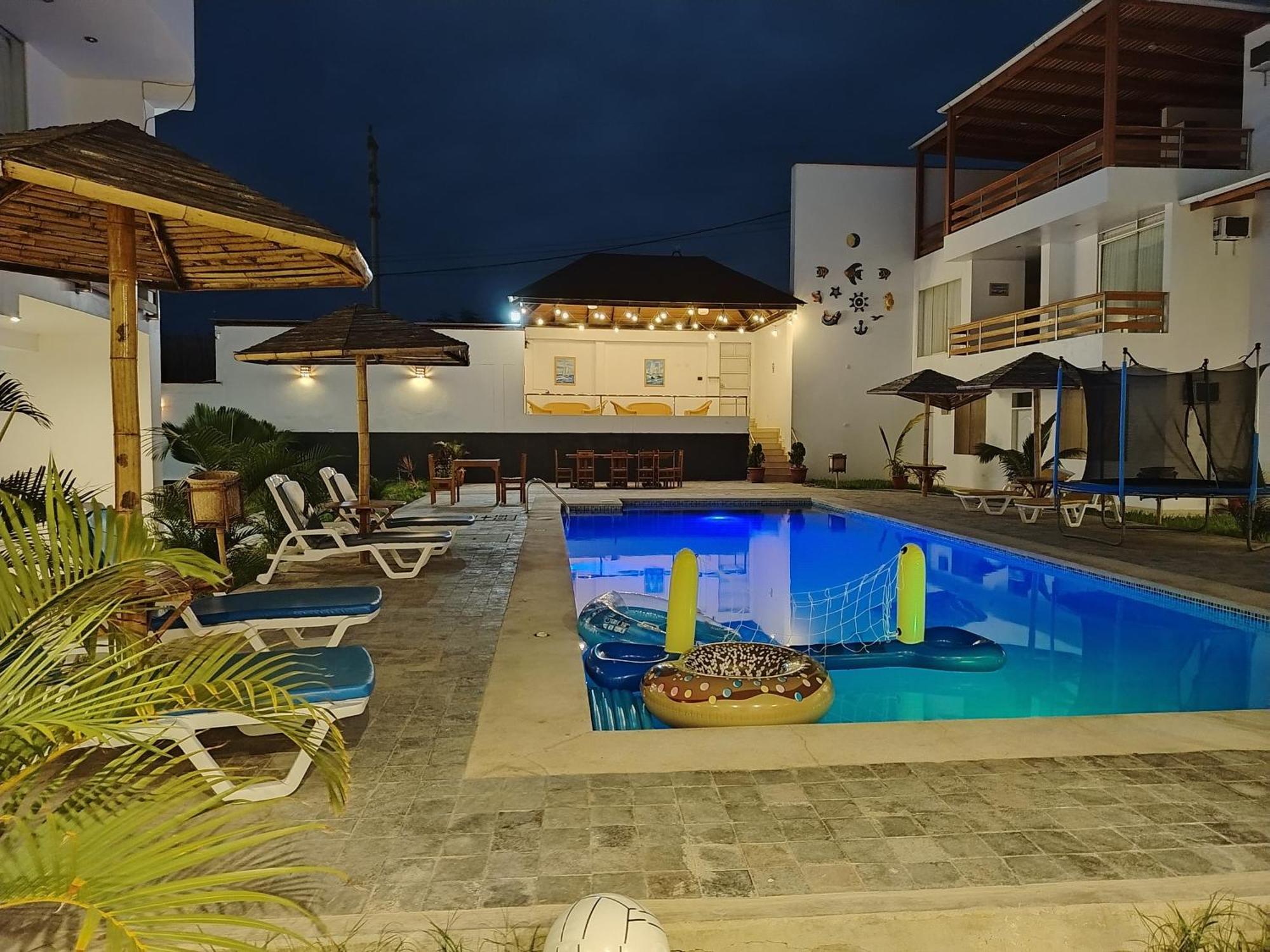 Prim Hotel Вічайїто Екстер'єр фото